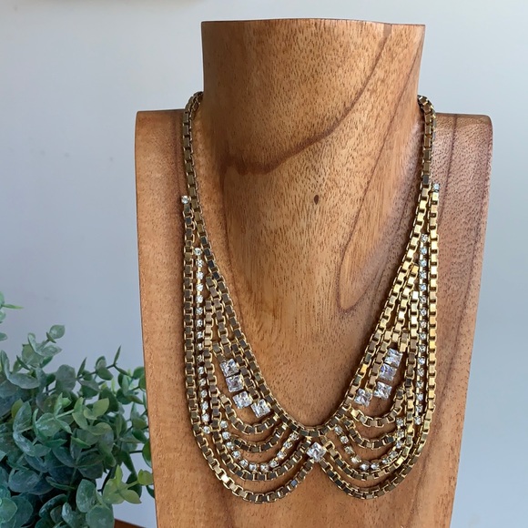 Sorrelli Jewelry - SORRELLI Mimi collection gold & crystal statement bib necklace ✨